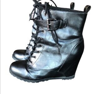 Forever 21 platforms